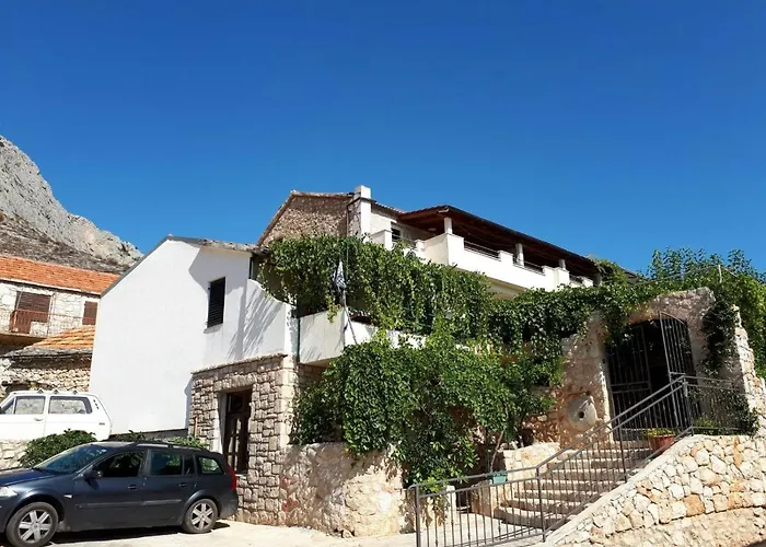 Apartments With A Parking Space Ivan Dolac, Hvar - 10434